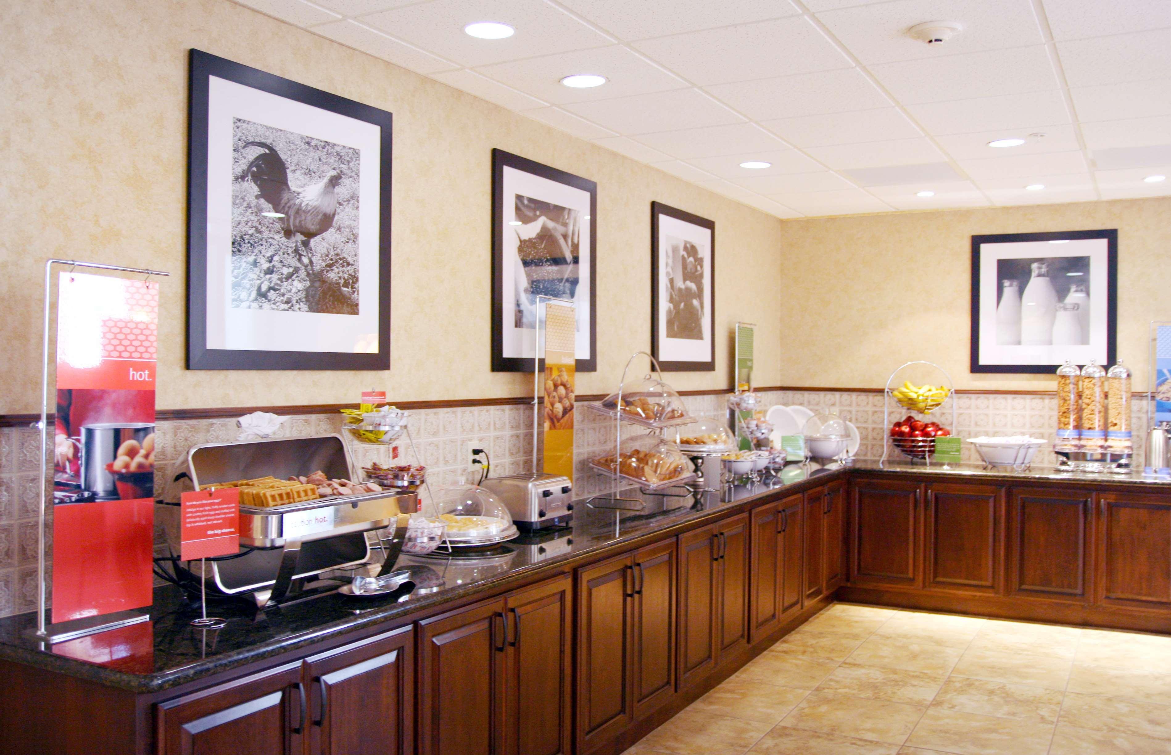 Hampton Inn & Suites Lodi Nhà hàng bức ảnh