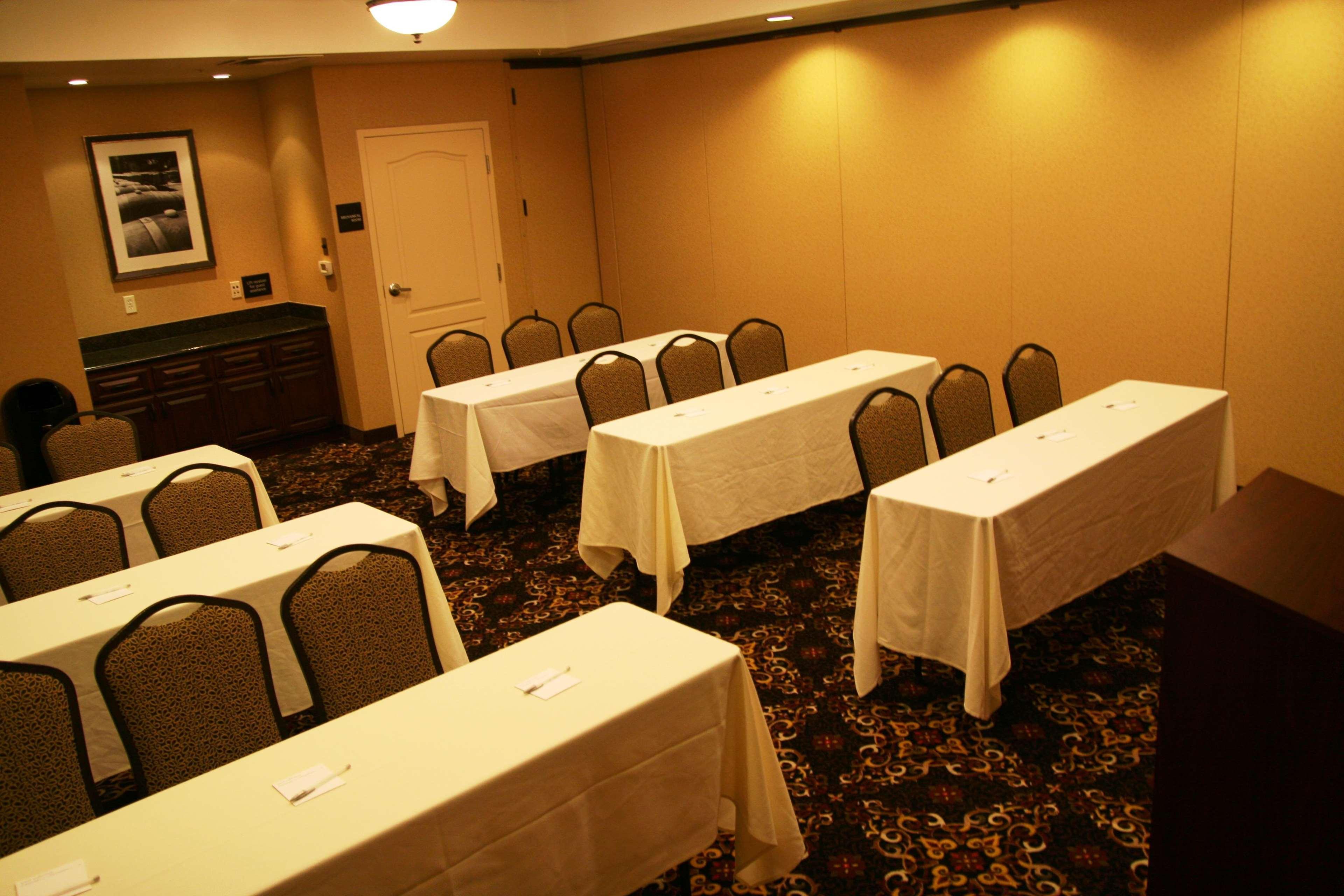 Hampton Inn & Suites Lodi Kinh doanh bức ảnh