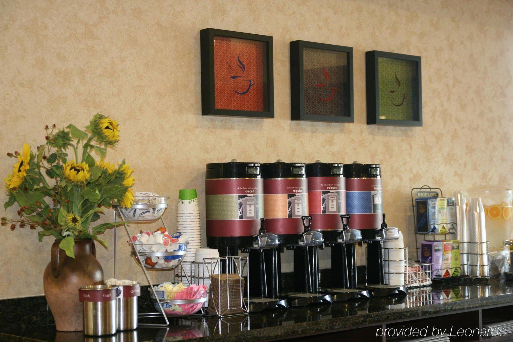 Hampton Inn & Suites Lodi Nhà hàng bức ảnh