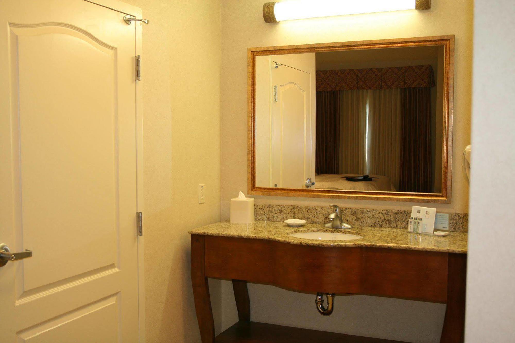 Hampton Inn & Suites Lodi Phòng bức ảnh